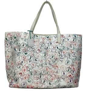 Yarnz Canvas Passport Tote Ivory Women Travel Bag New with Tag Beach Bag
